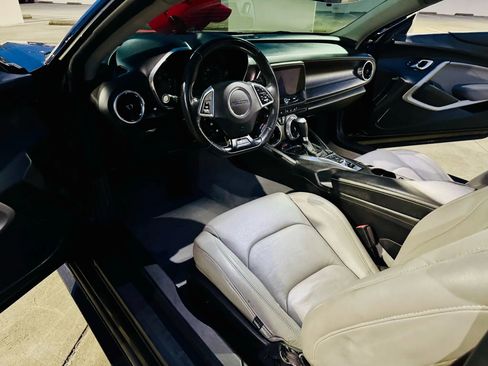 Used 2017 Chevrolet Camaro SS image 40