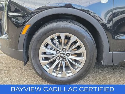 Certified 2025 Cadillac XT4 Premium Luxury FWD image 11