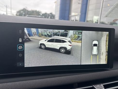 New 2025 Hyundai Tucson Limited image 35
