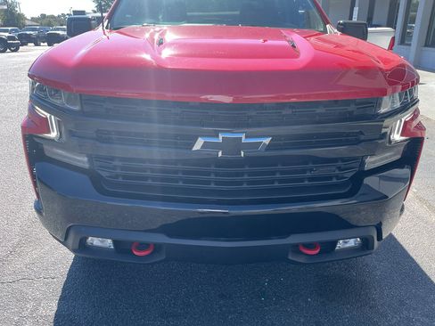 Used 2022 Chevrolet Silverado 1500 LT Trail Boss w/ Bed Protection Package image 3