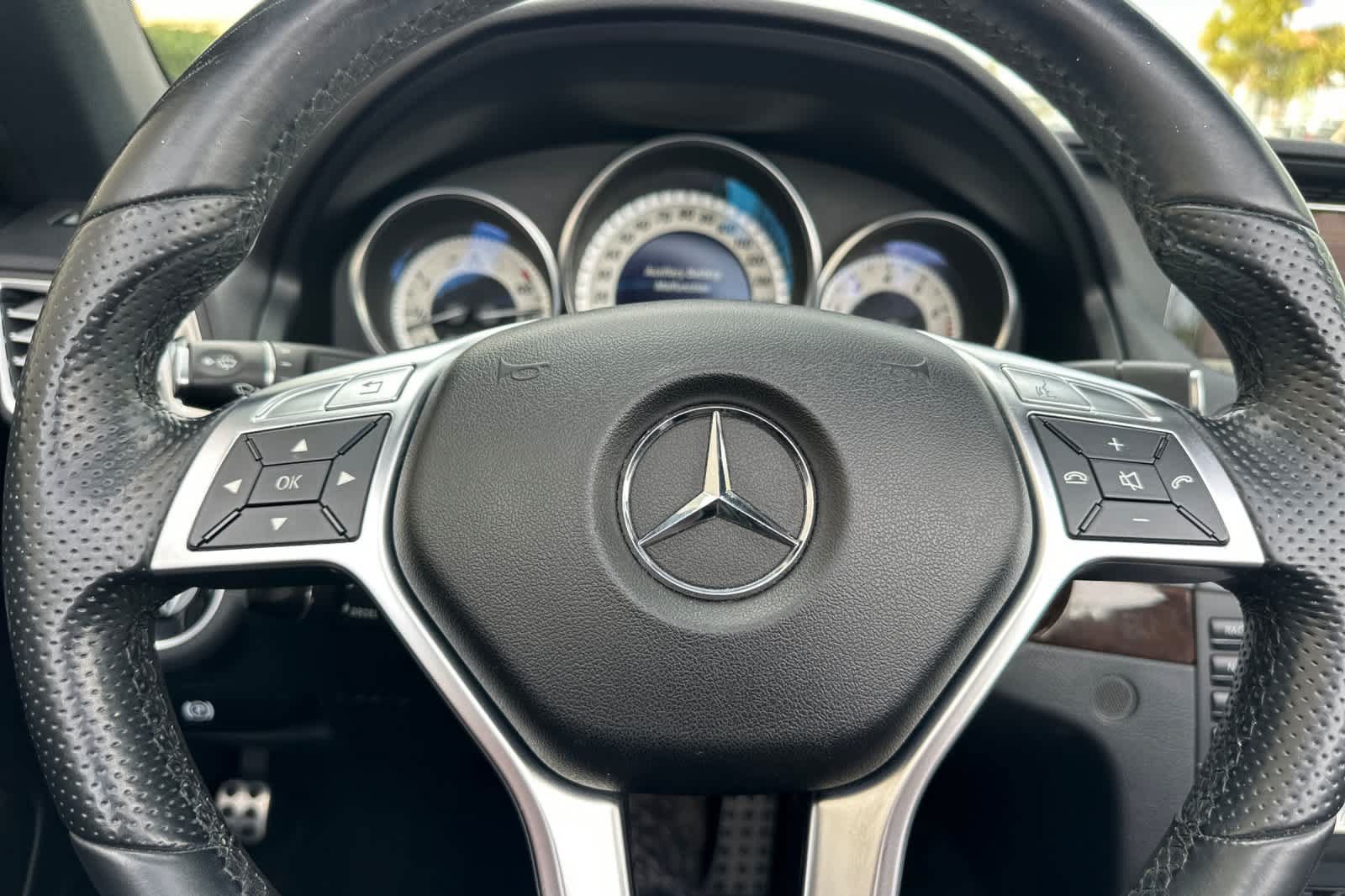 Used 2014 Mercedes-Benz E 350 Cabriolet image 25