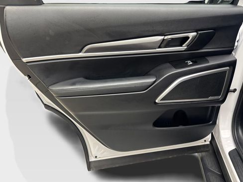 Used 2024 Kia Telluride S w/ S Sunroof Package FWD image 35