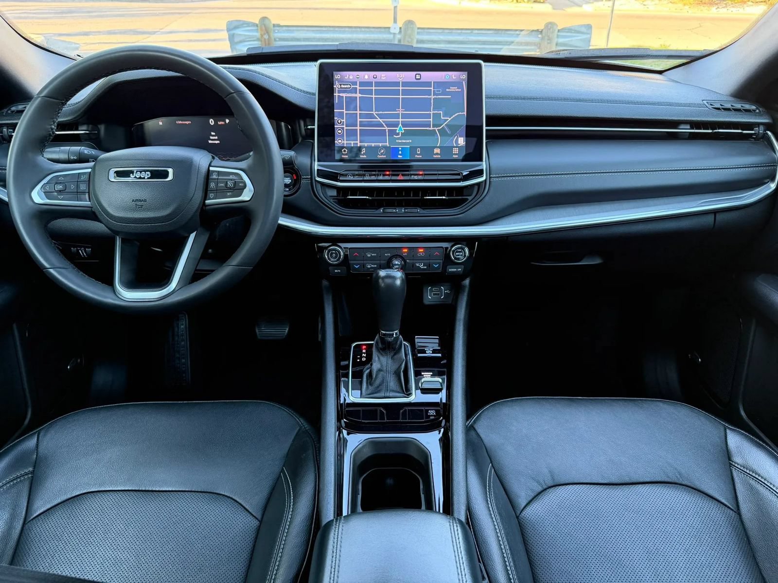 Used 2023 Jeep Compass High Altitude AWD/4WD image 9