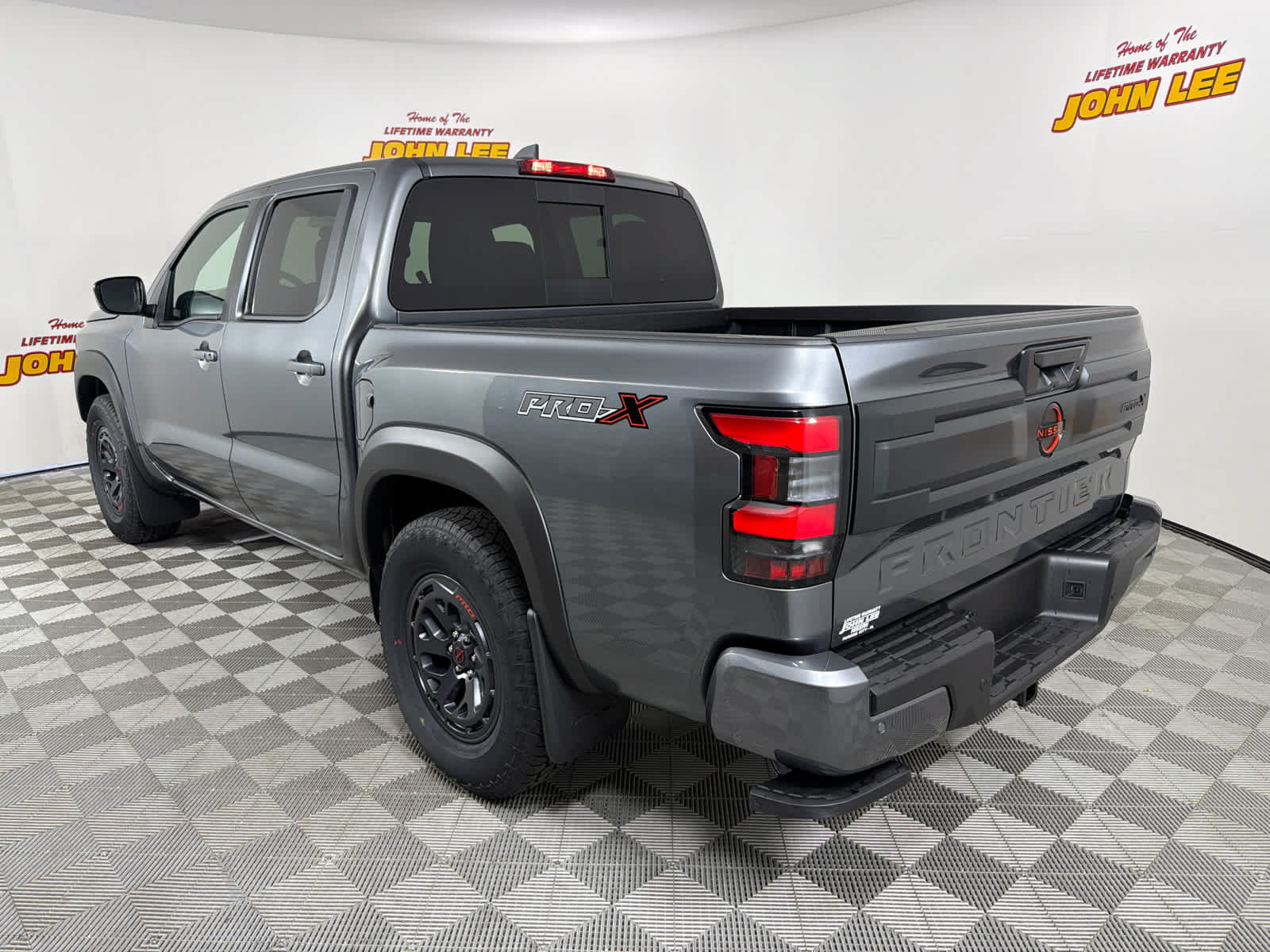 New 2026 Nissan Frontier Pro-X w/ Tow Package RWD image 3