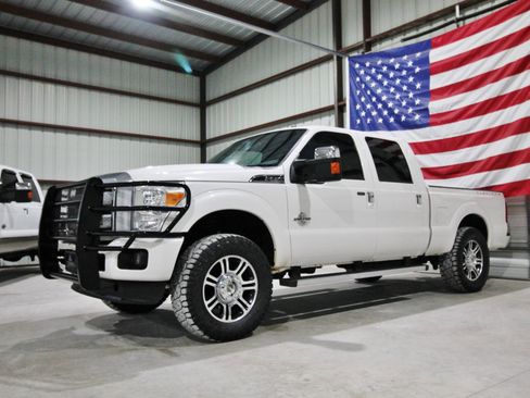 Used 2016 Ford F250 Platinum w/ FX4 Off-Road Package image 1