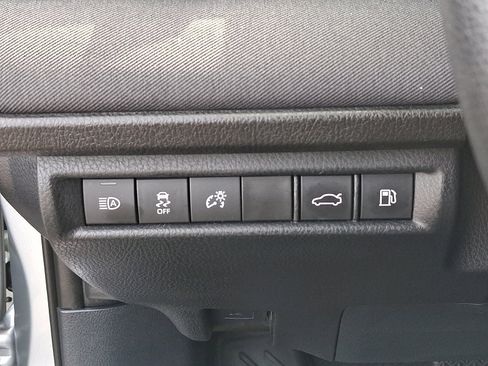 Certified 2025 Toyota Camry LE image 25