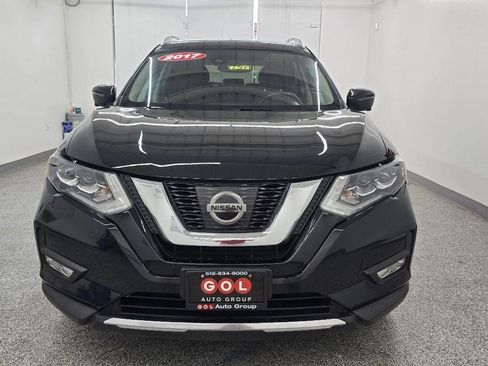 Used 2017 Nissan Rogue SL w/ SL Premium Package FWD image 2