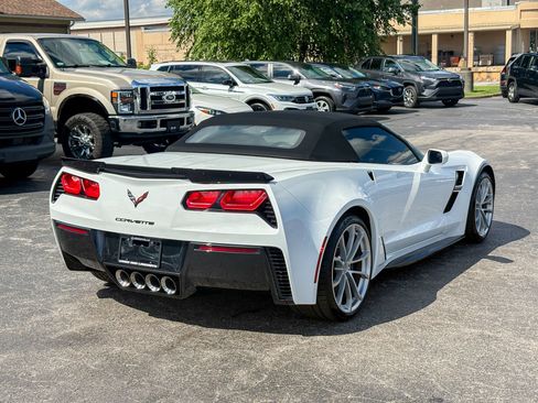 Used 2017 Chevrolet Corvette Grand Sport w/ Carbon Flash Badge Package RWD image 17