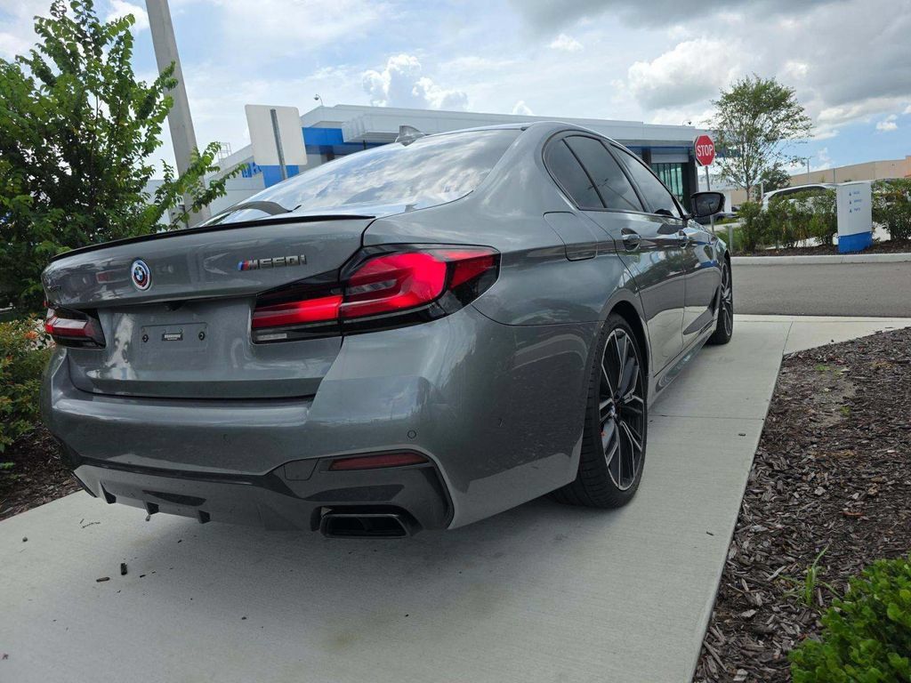 Used 2023 BMW M550i xDrive w/ Executive Package AWD/4WD image 3
