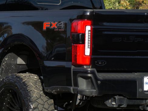 Used 2025 Ford F250 Platinum image 24