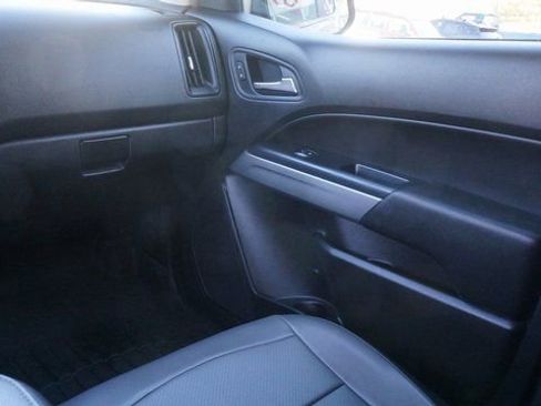 Used 2018 Chevrolet Colorado LT w/ LT Convenience Package image 33