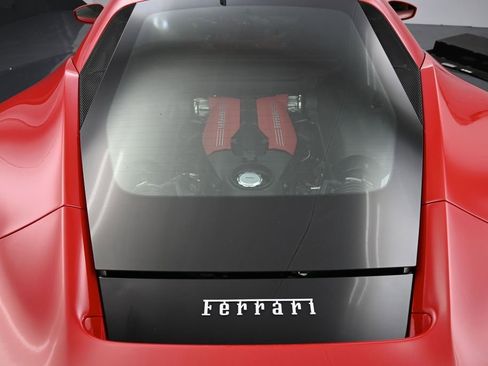 Used 2018 Ferrari 488 GTB RWD image 27