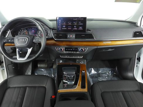 Used 2023 Audi Q5 2.0T Premium w/ Convenience Package image 25