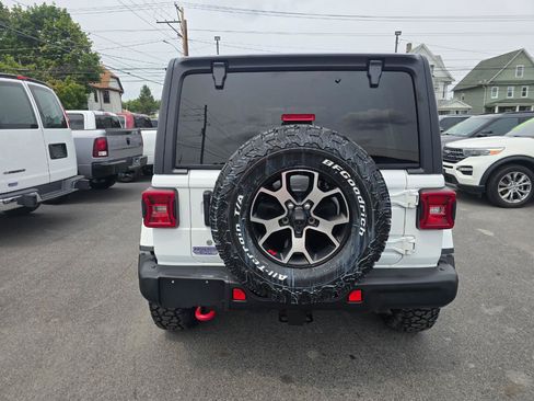 Used 2020 Jeep Wrangler Unlimited Rubicon AWD/4WD image 17