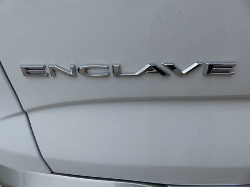 Used 2022 Buick Enclave Premium w/ Surround and Sites Package FWD image 9