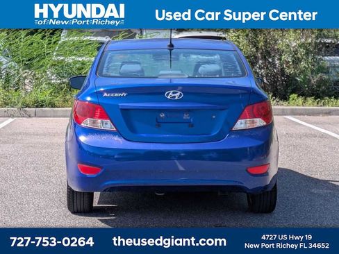 Used 2013 Hyundai Accent GLS w/ Premium Pkg FWD image 4