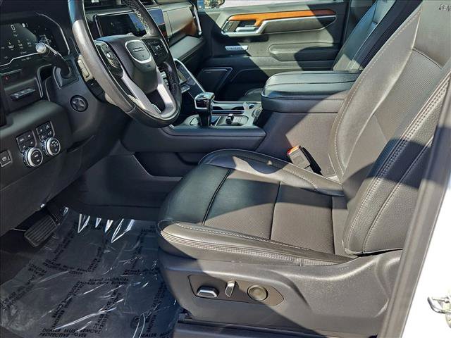 Used 2023 GMC Sierra 1500 Denali w/ Technology Package AWD/4WD image 17