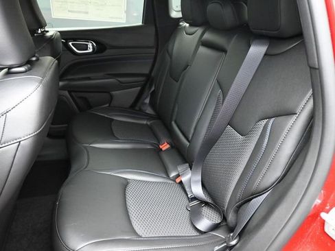 New 2026 Jeep Compass Latitude AWD/4WD image 16