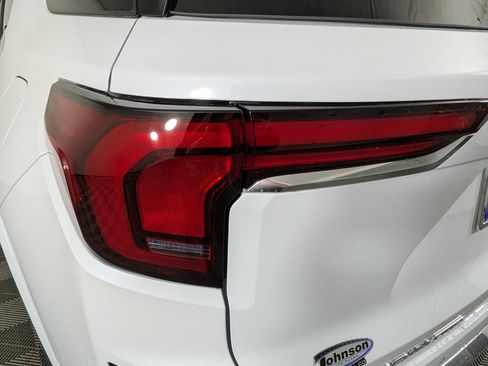 New 2026 GMC Terrain Denali AWD/4WD image 12