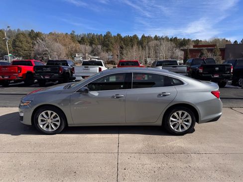 Used 2024 Chevrolet Malibu LT image 2