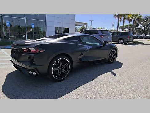 Used 2022 Chevrolet Corvette Stingray Convertible w/ 1LT image 32
