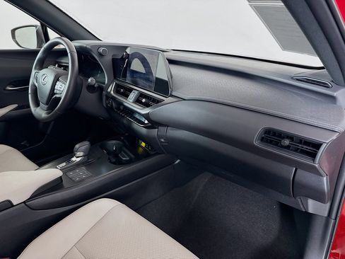 Used 2025 Lexus UX 300h AWD w/ Cold Area Package image 27