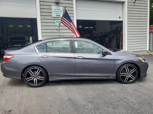 Used 2016 Honda Accord Sport image 8