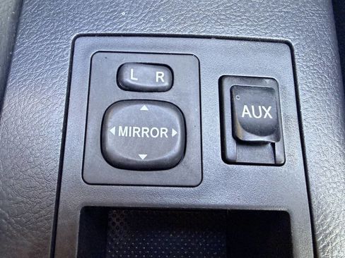 Used 2010 Toyota RAV4 Sport image 8