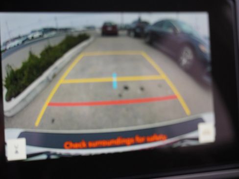 Used 2025 Toyota Camry SE image 26