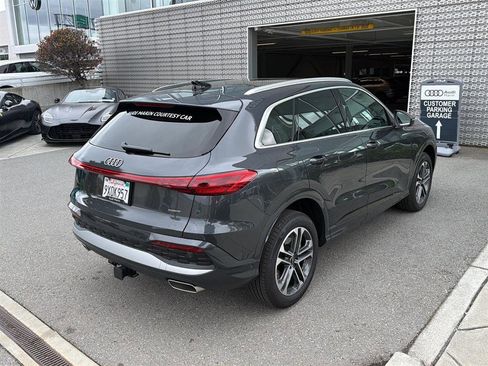 Used 2025 Audi Q5 Premium w/ Premium Plus AWD/4WD image 6