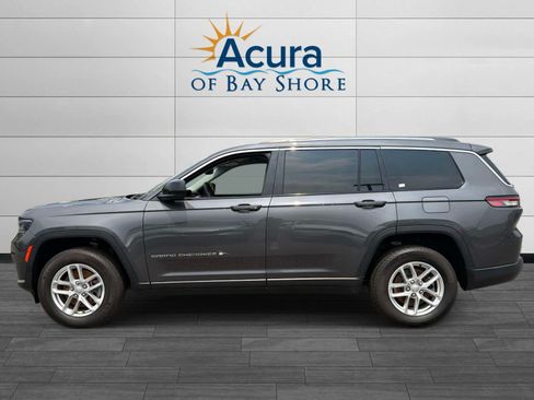 Used 2023 Jeep Grand Cherokee L Laredo AWD/4WD image 4