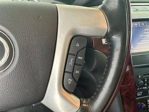Used 2013 Cadillac Escalade EXT Premium AWD/4WD image 18