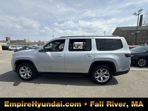 Used 2022 Jeep Wagoneer Series II AWD/4WD image 11