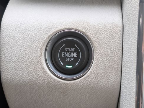 Used 2024 GMC Acadia Denali w/ Super Cruise Package image 36