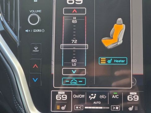 Used 2021 Subaru Outback Limited XT image 14