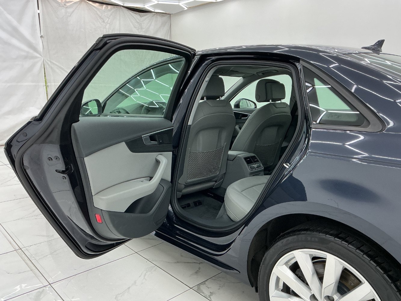 Used 2018 Audi A4 2.0T Premium AWD/4WD image 22