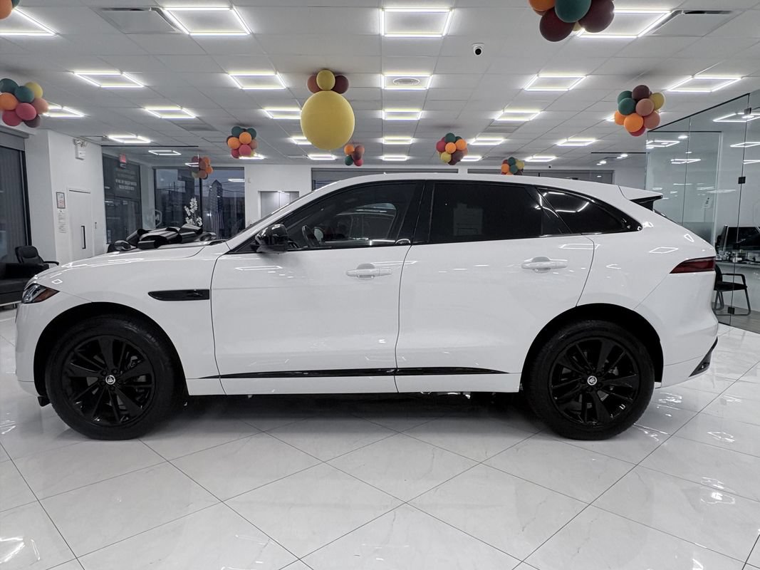 Used 2024 Jaguar F-PACE R-Dynamic S AWD/4WD image 3