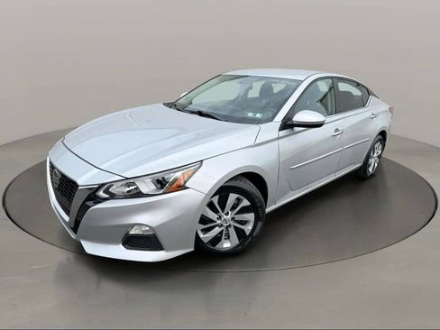 Used 2019 Nissan Altima 2.5 S AWD/4WD image 4