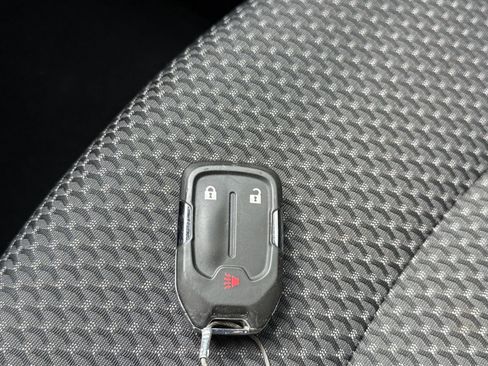 Used 2024 GMC Terrain SLE FWD image 20
