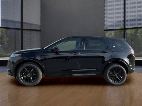 New 2025 Land Rover Discovery Sport S image 4