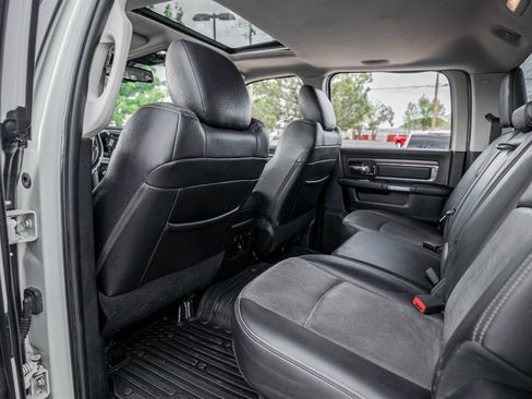 Used 2017 RAM 2500 Laramie w/ Sport Appearance Group image 31