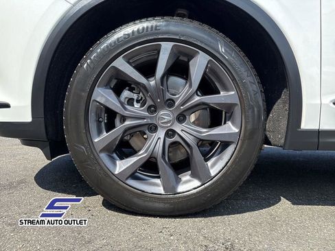 Used 2023 Acura MDX A-Spec image 11