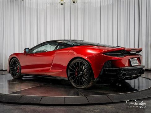 Used 2020 McLaren GT RWD image 5