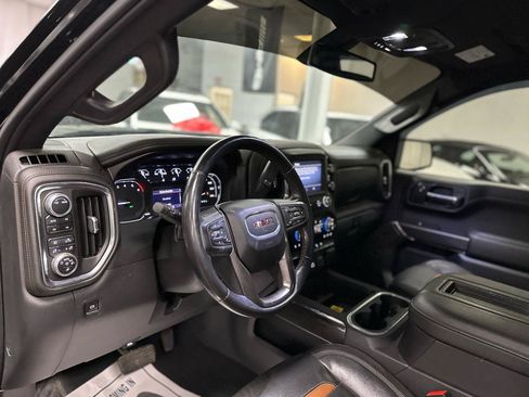 Used 2021 GMC Sierra 1500 AT4 w/ AT4 Value Package AWD/4WD image 17
