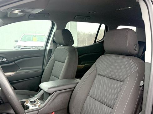 Used 2023 GMC Acadia SLE w/ Driver Convenience Package image 20