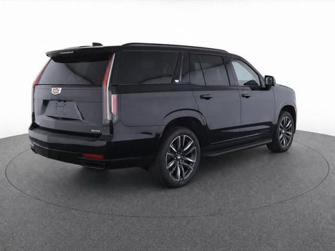 Used 2022 Cadillac Escalade Sport AWD/4WD image 3