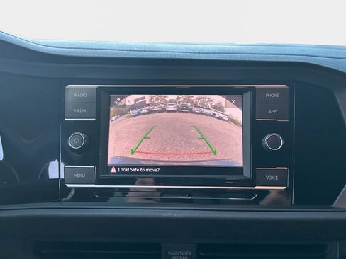 Used 2021 Volkswagen Jetta S image 19