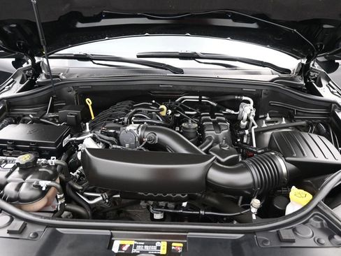 Used 2023 Dodge Durango GT w/ Blacktop Package image 14