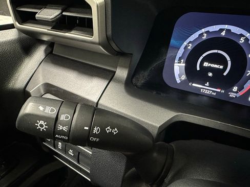 Used 2025 Toyota 4Runner TRD Off-Road image 22