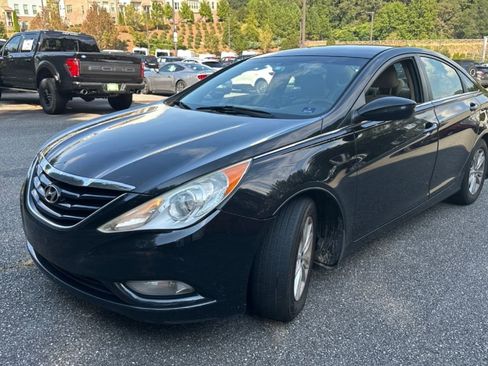 Used 2013 Hyundai Sonata GLS w/ Popular Equipment Pkg image 1